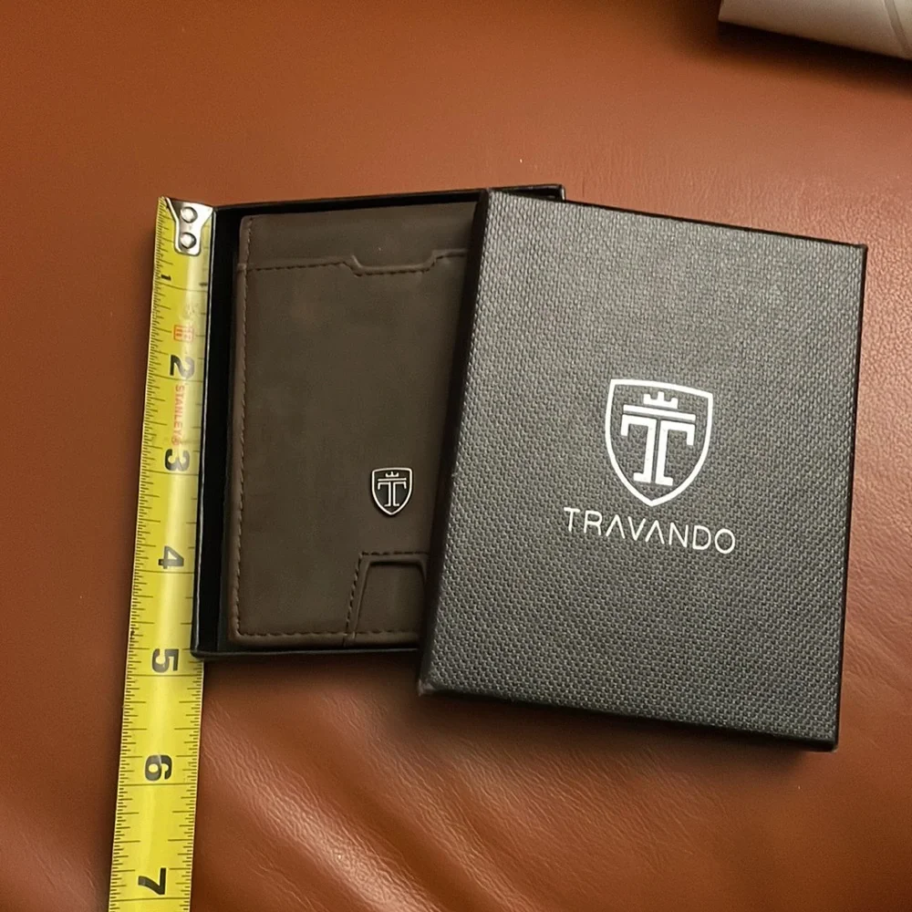 New Brown Leather Mens Wallet. New in the Box. Travando.